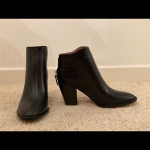 Louise et Cie- Black Leather Ankle Booties